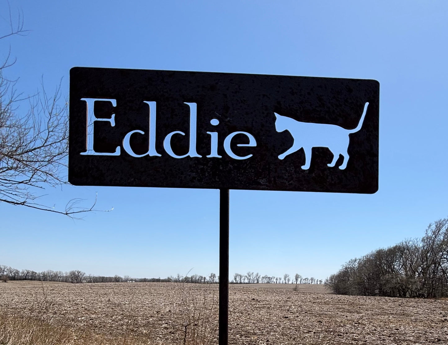 Classic metal garden marker with a cat silhouette and Eddie for text