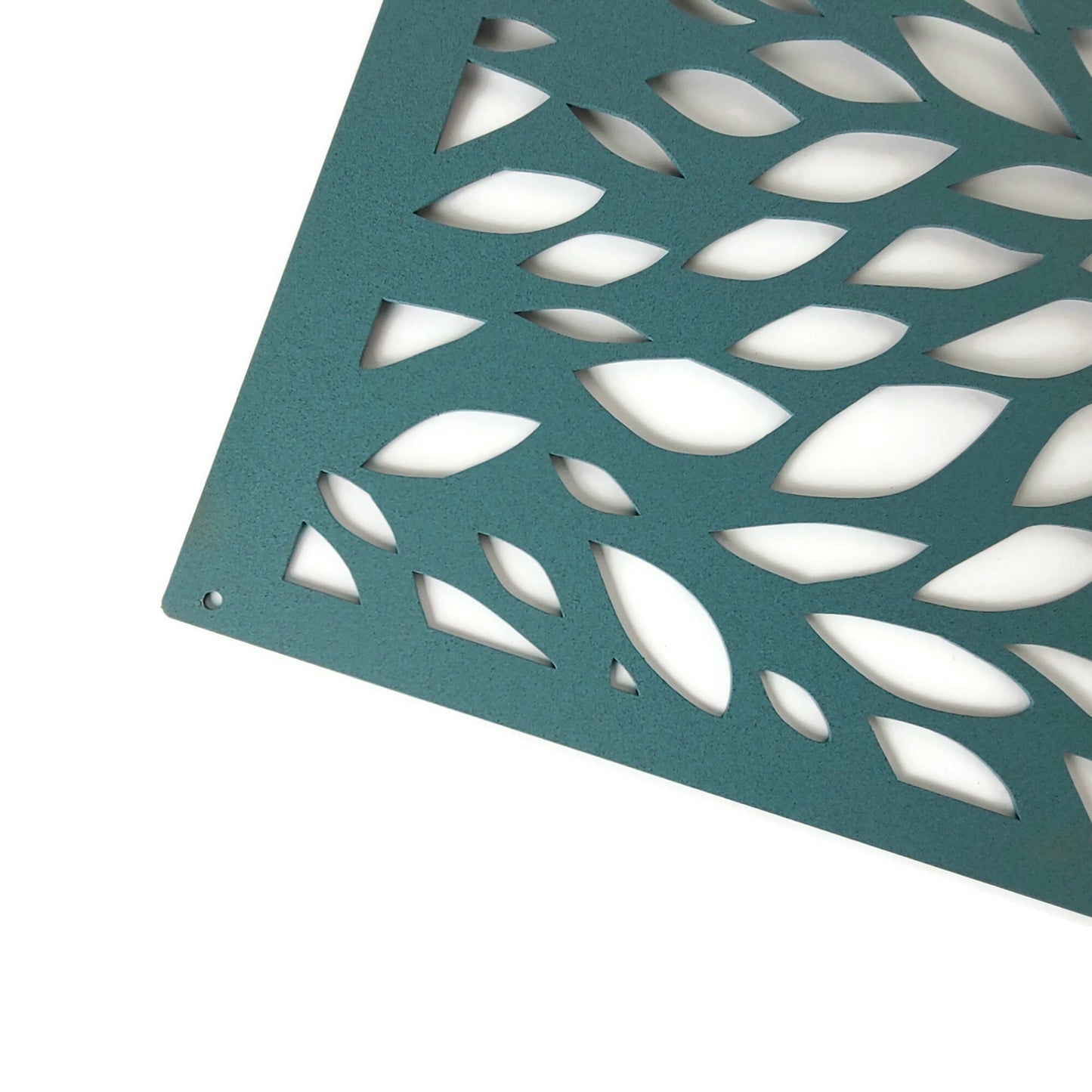 Steel Garden Privacy Screen 23 to 48 Inches Tall