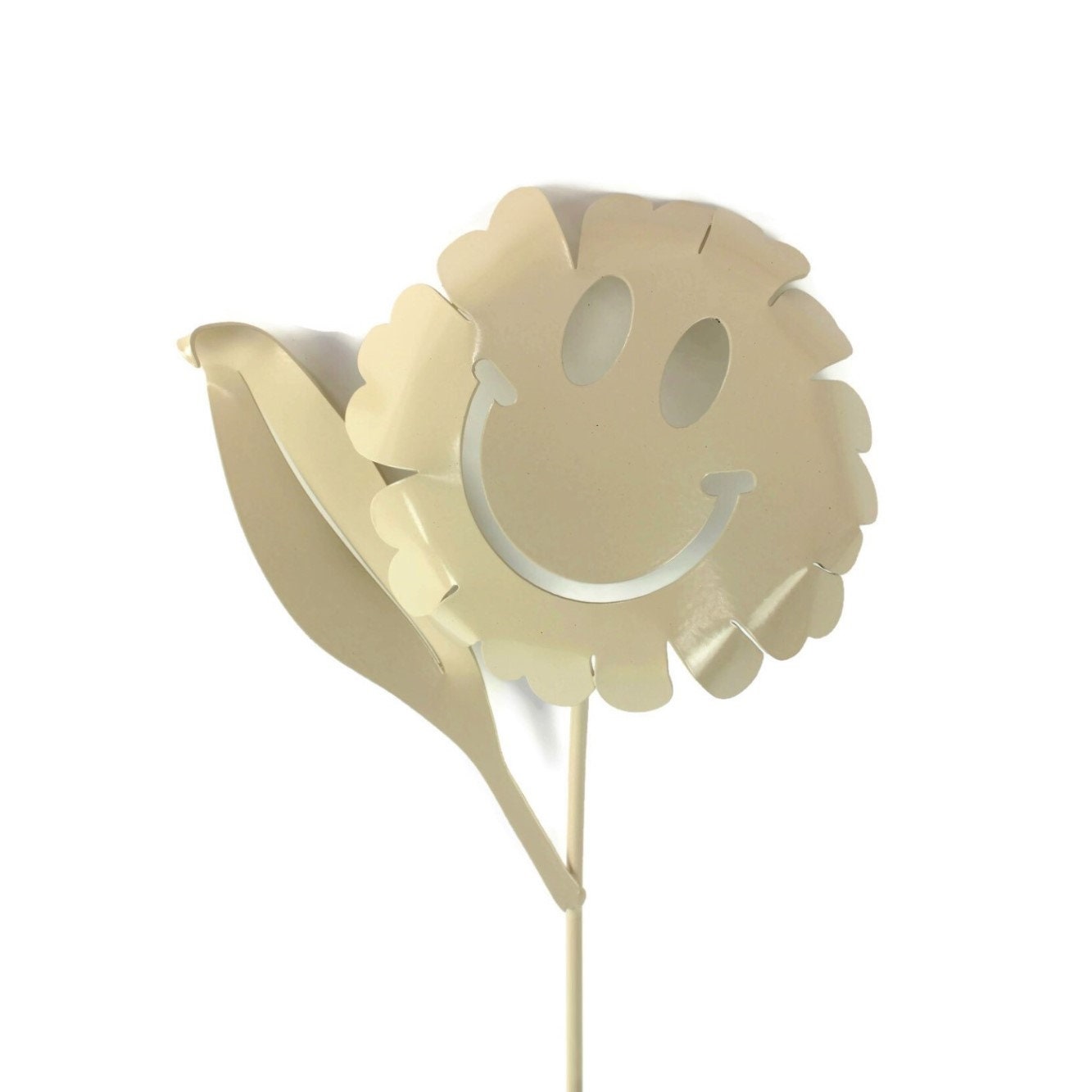 Cream powder coat waving smiley daisy metal garden stake