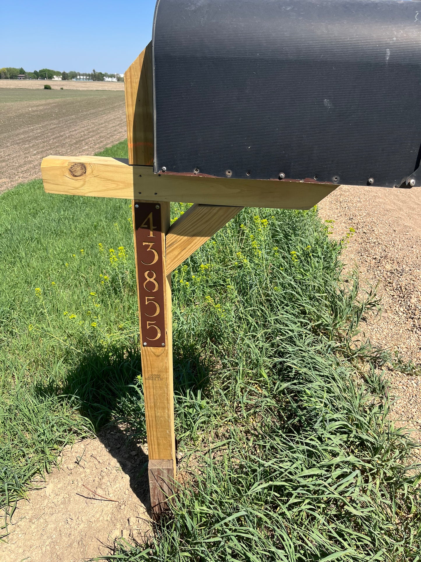 Vertical Mailbox Post Address or Name Metal Sign 18 Inches Tall