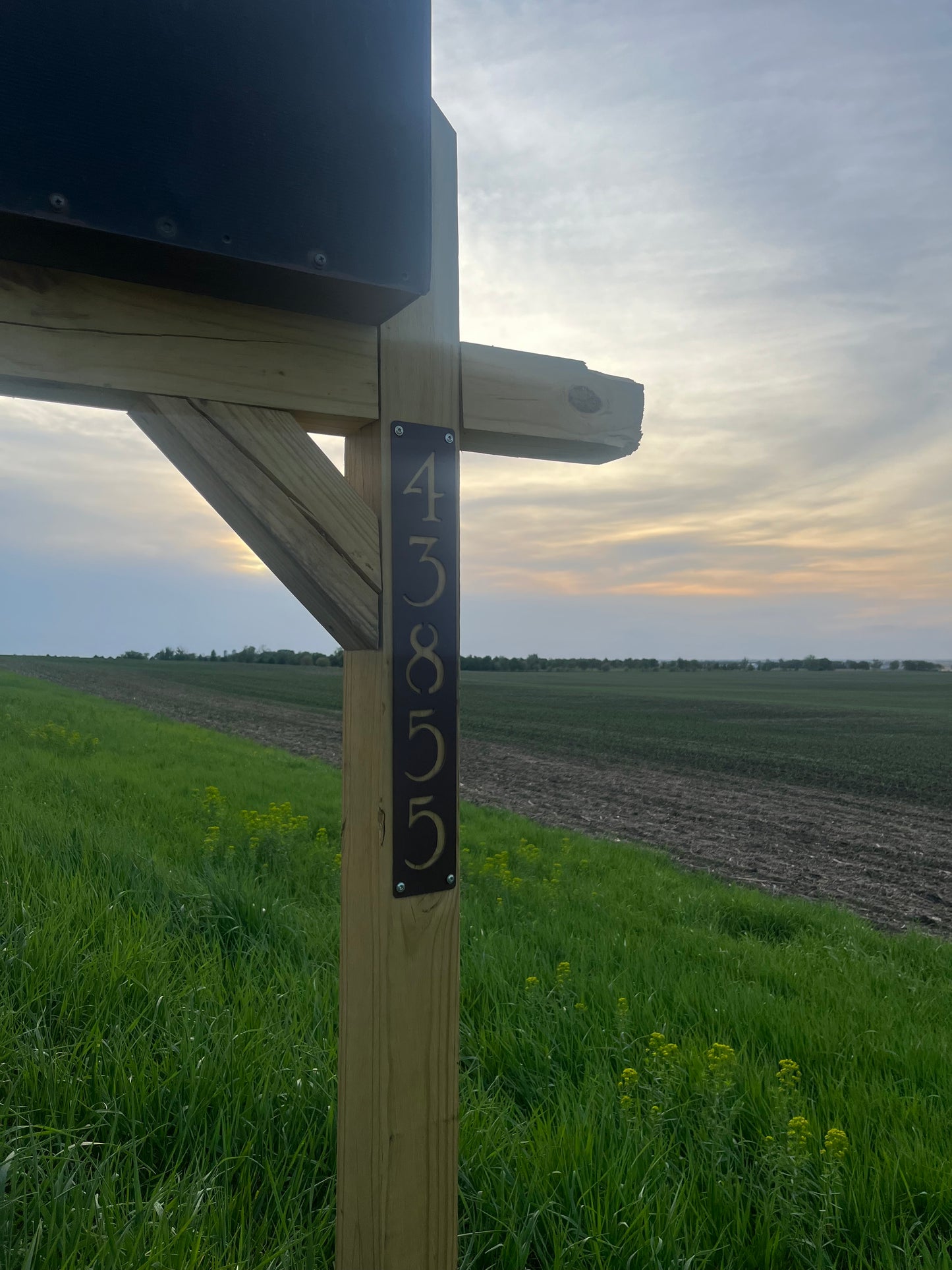 Vertical Mailbox Post Address or Name Metal Sign 18 Inches Tall