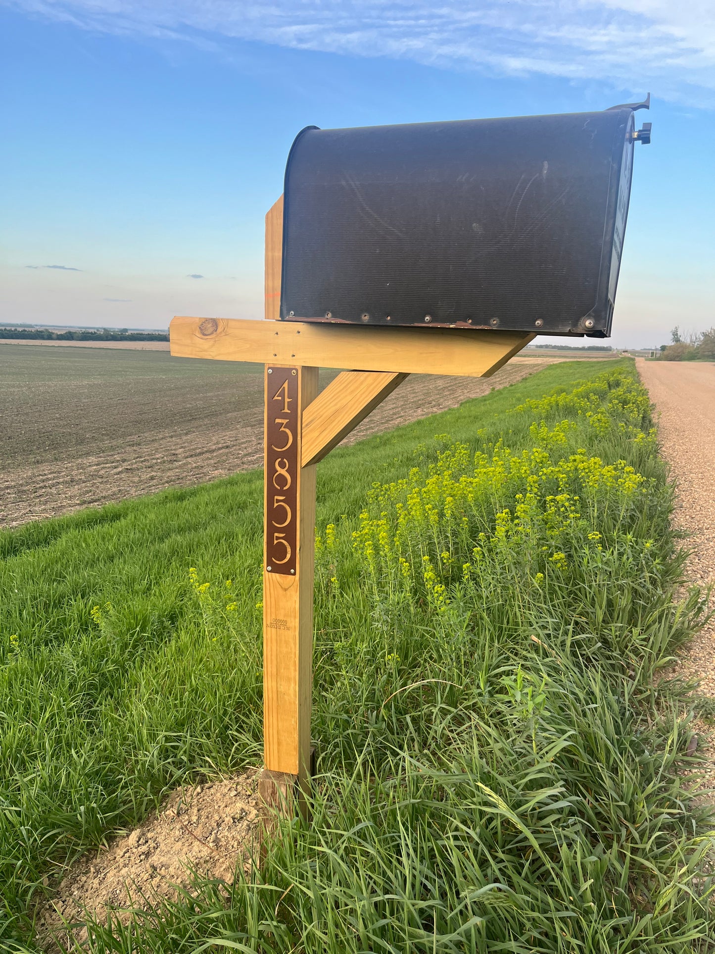Vertical Mailbox Post Address or Name Metal Sign 18 Inches Tall